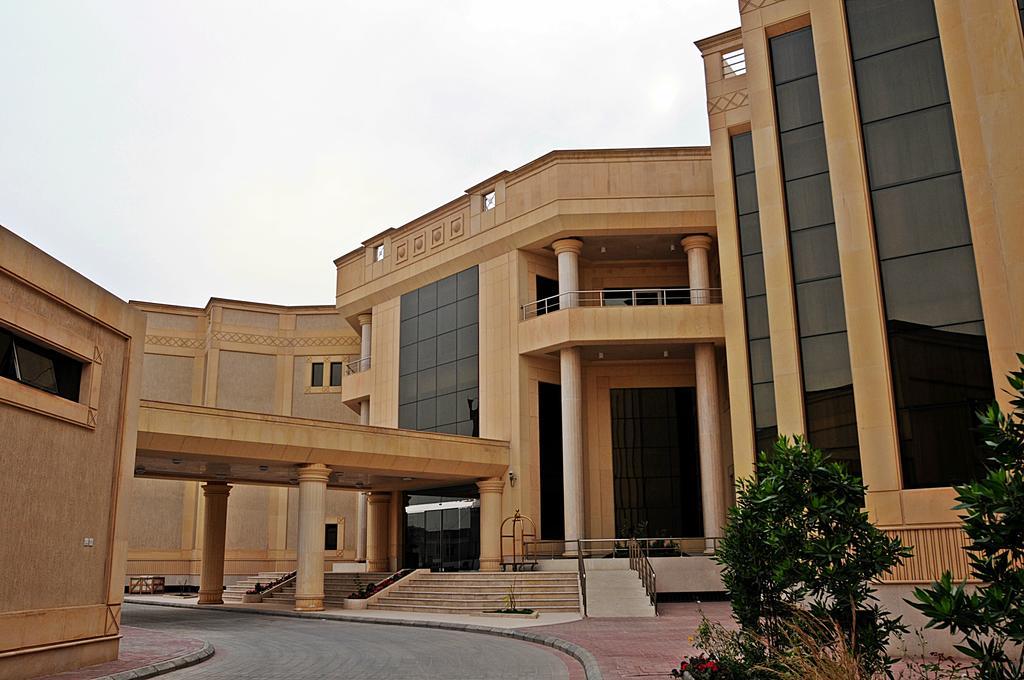 Executives Hotel - Azizia Riyad Dış mekan fotoğraf
