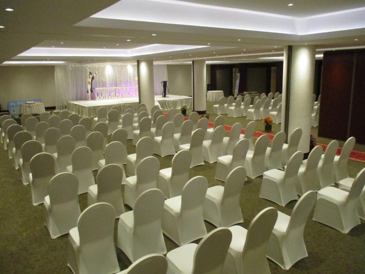 Executives Hotel - Azizia Riyad Dış mekan fotoğraf